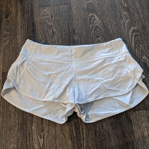 Lululemon speed up shorts 2.5"